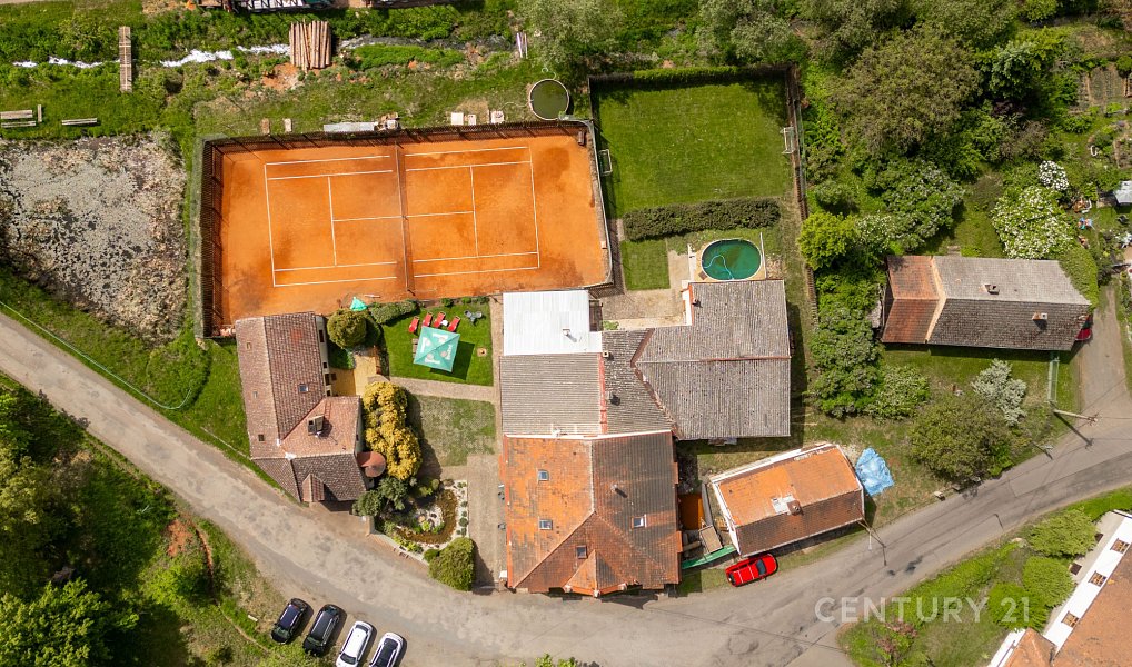 Prodej domu 155 m² s pozemkem 1 723 m², Jesenice – náhled fotky 10