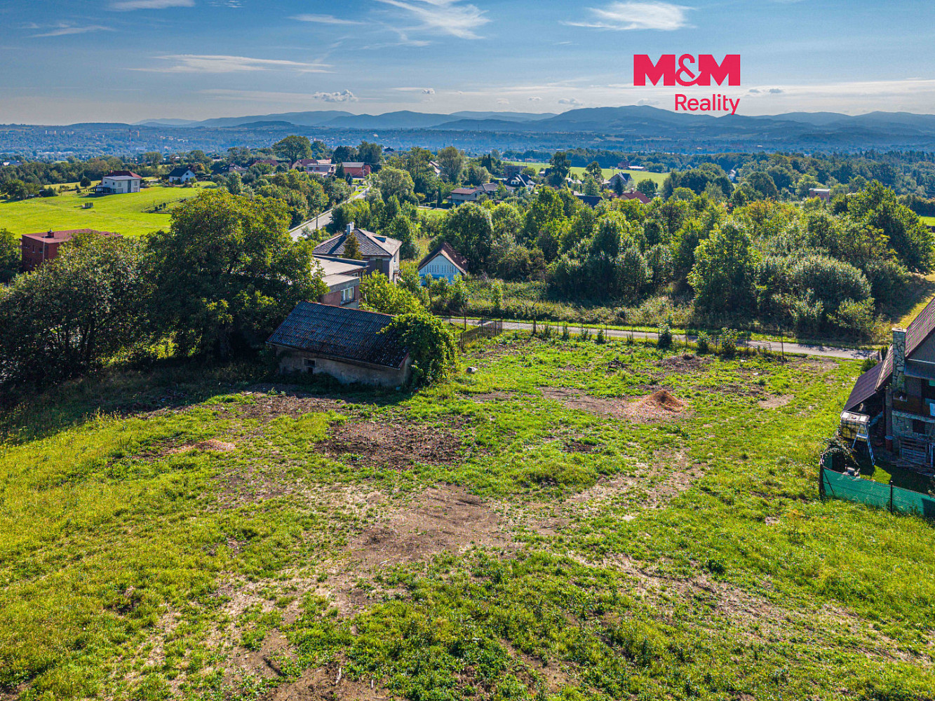 Prodej stavebního pozemku 3 424 m²