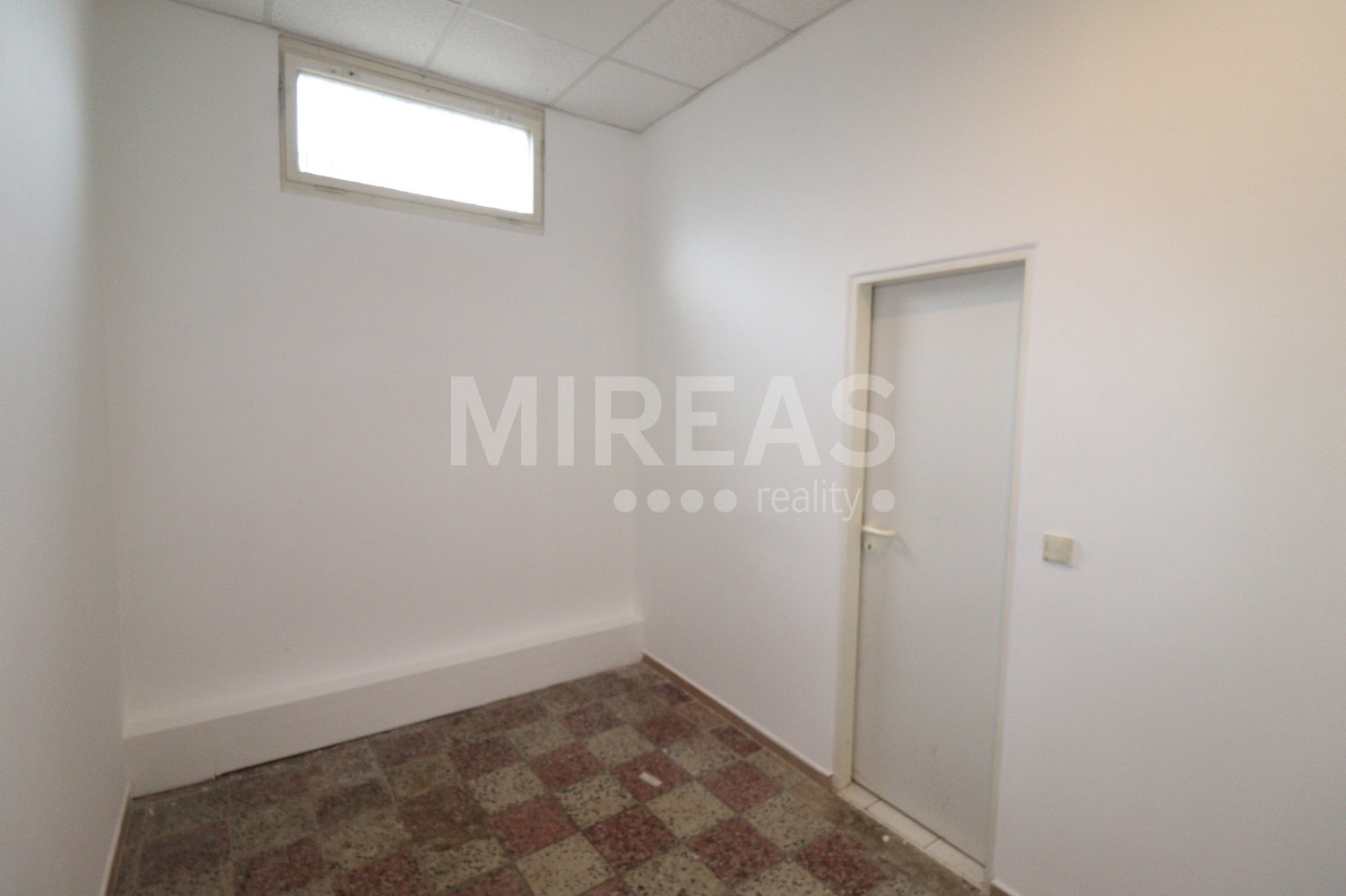 Pronájem obchodních prostor 47 m² — photo 5