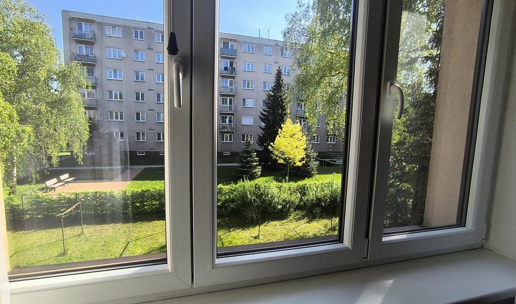 Pronájem bytu 3+1 63 m², Hradec Králové – náhled fotky 4