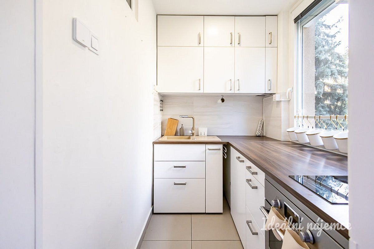 Pronájem bytu 1+1 31 m² – fotografie 2
