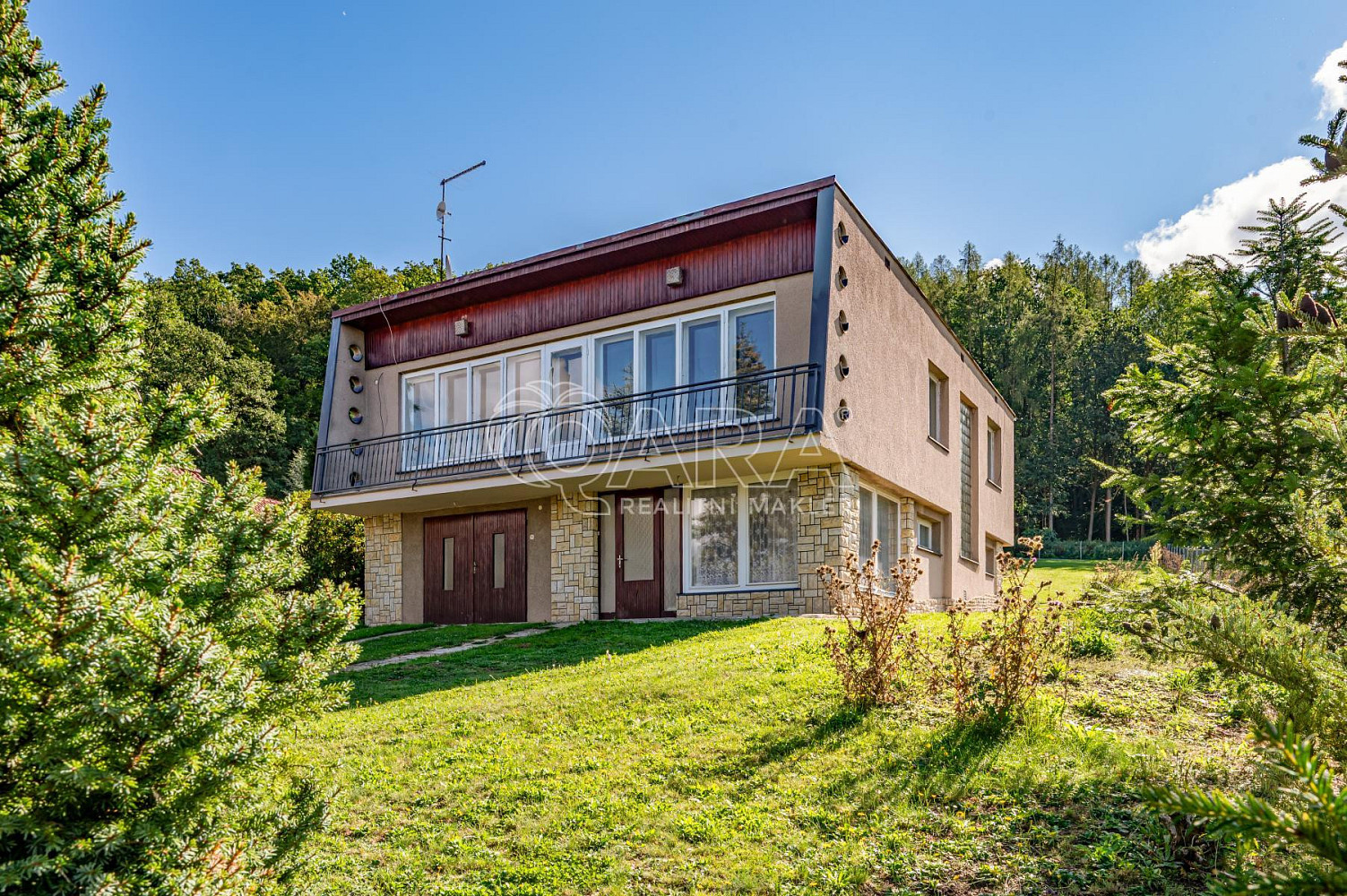 Prodej domu 165 m² s pozemkem 1 265 m²