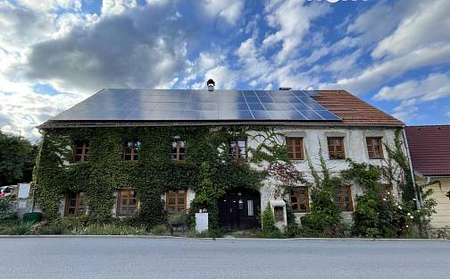 Prodej domu 400 m² s pozemkem 1 532 m², Netolická, Lhenice, okres Prachatice