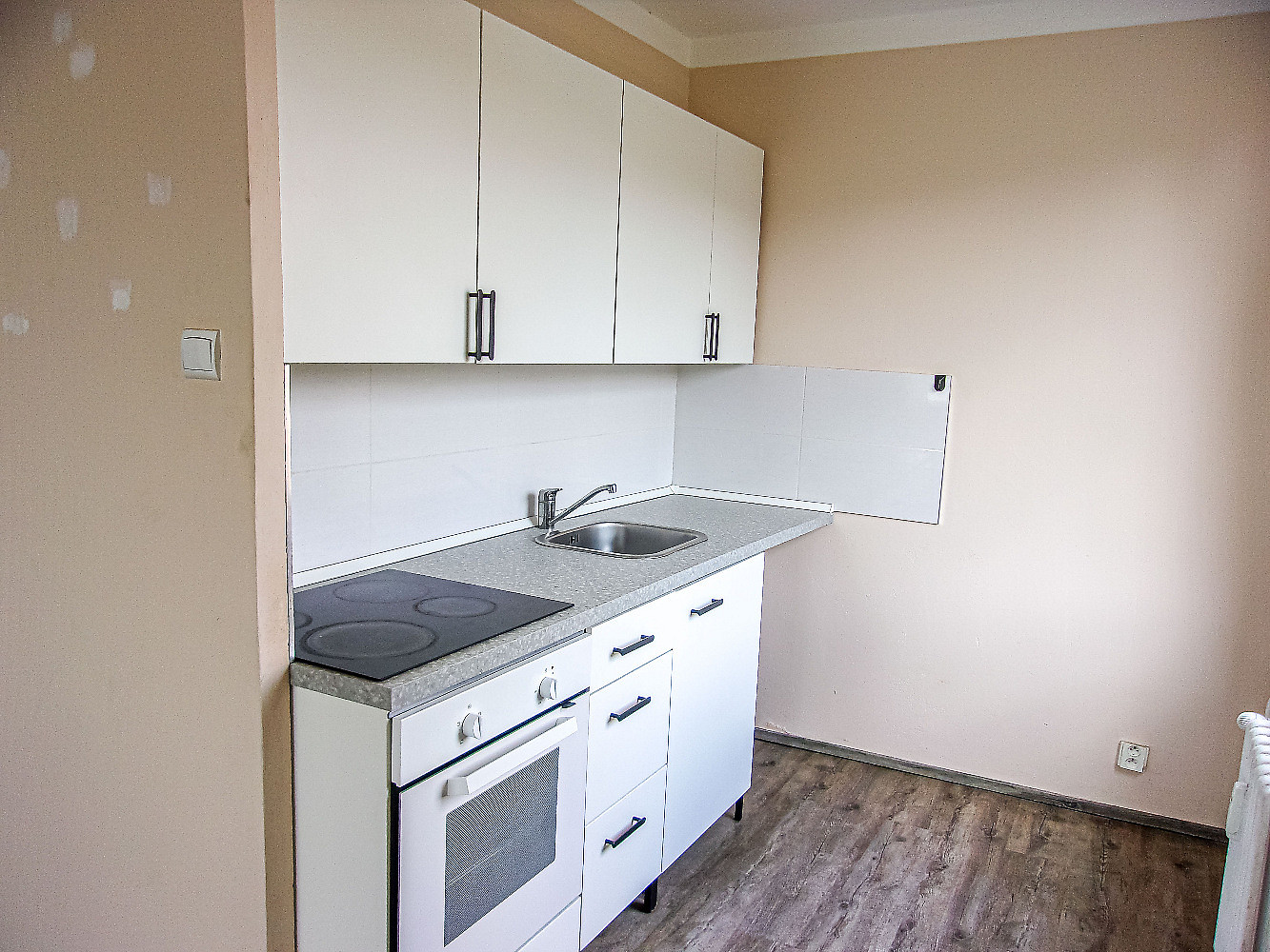 Pronájem bytu 2+kk 43 m² – fotografie 2