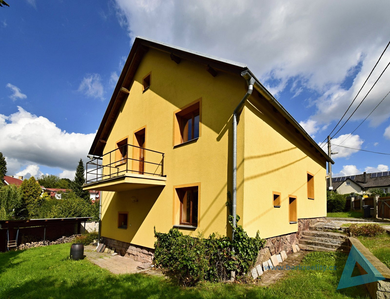 Prodej domu 250 m² s pozemkem 847 m² – fotografie 2