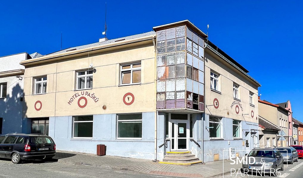 Prodej domu 540 m² s pozemkem 284 m², Zásmuky – náhled fotky 4