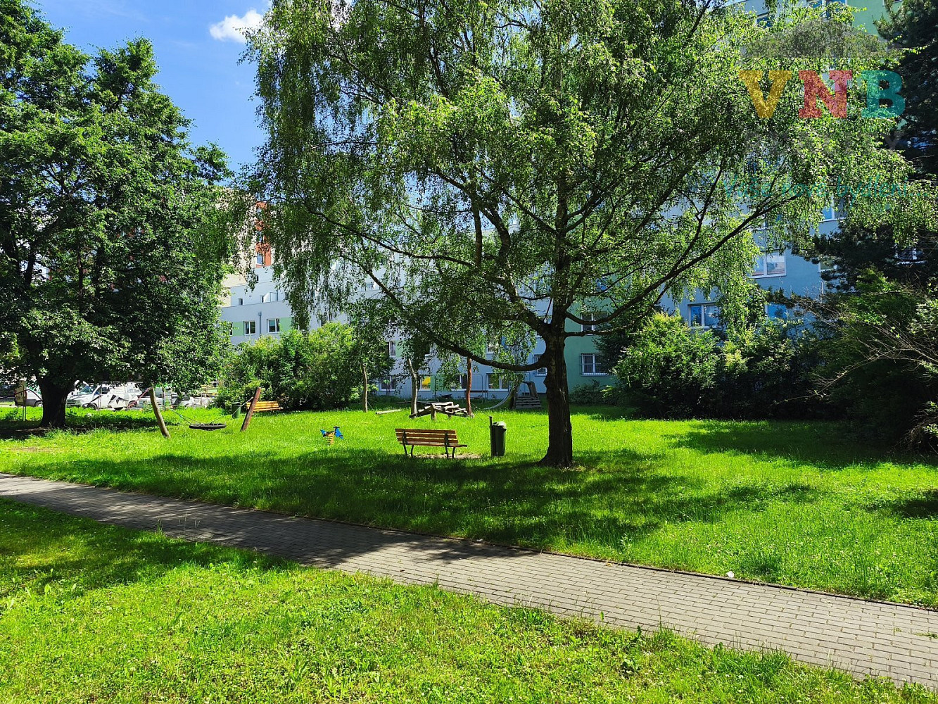 Prodej bytu 1+kk 32 m² — photo 2