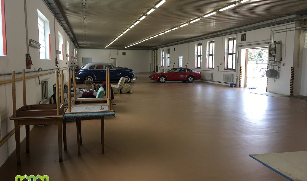 Pronájem skladovacích prostor 500 m², Kunovice – náhled fotky 3
