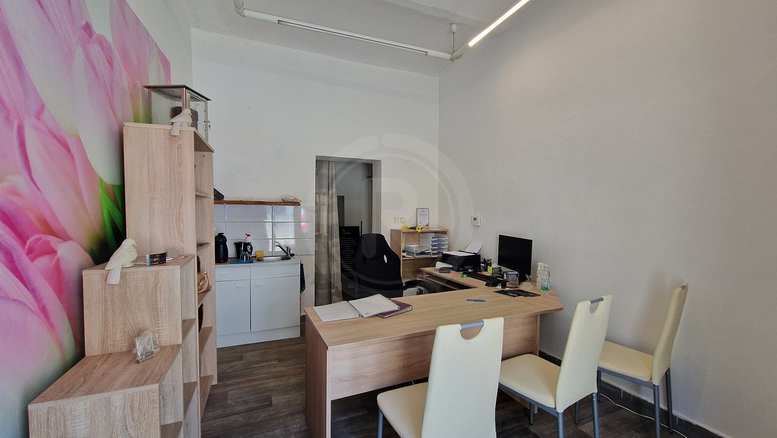 Pronájem obchodních prostor 20 m² – fotografie 3