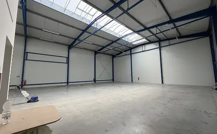 Pronájem skladovacích prostor 468 m², Lesní, Velká Dobrá, okres Kladno