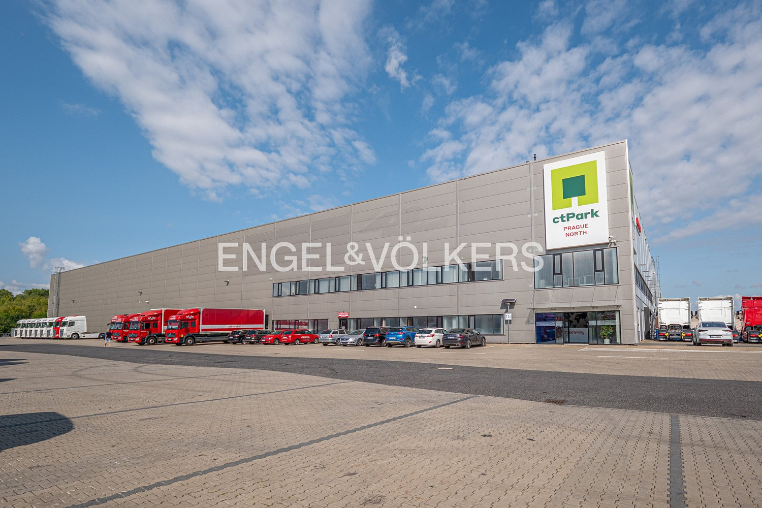 Pronájem skladovacích prostor 300 000 m² – fotografie 2