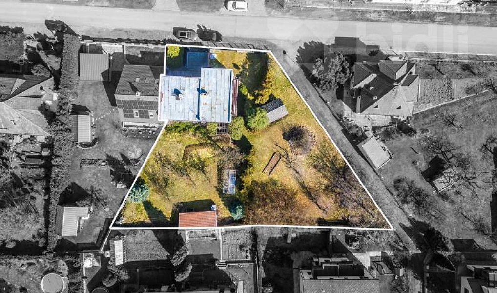 Prodej domu 220 m² s pozemkem 1 307 m², Březnice – náhled fotky 3