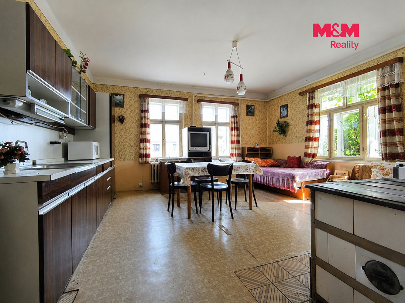 Prodej domu 76 m² s pozemkem 1 246 m² — photo 2