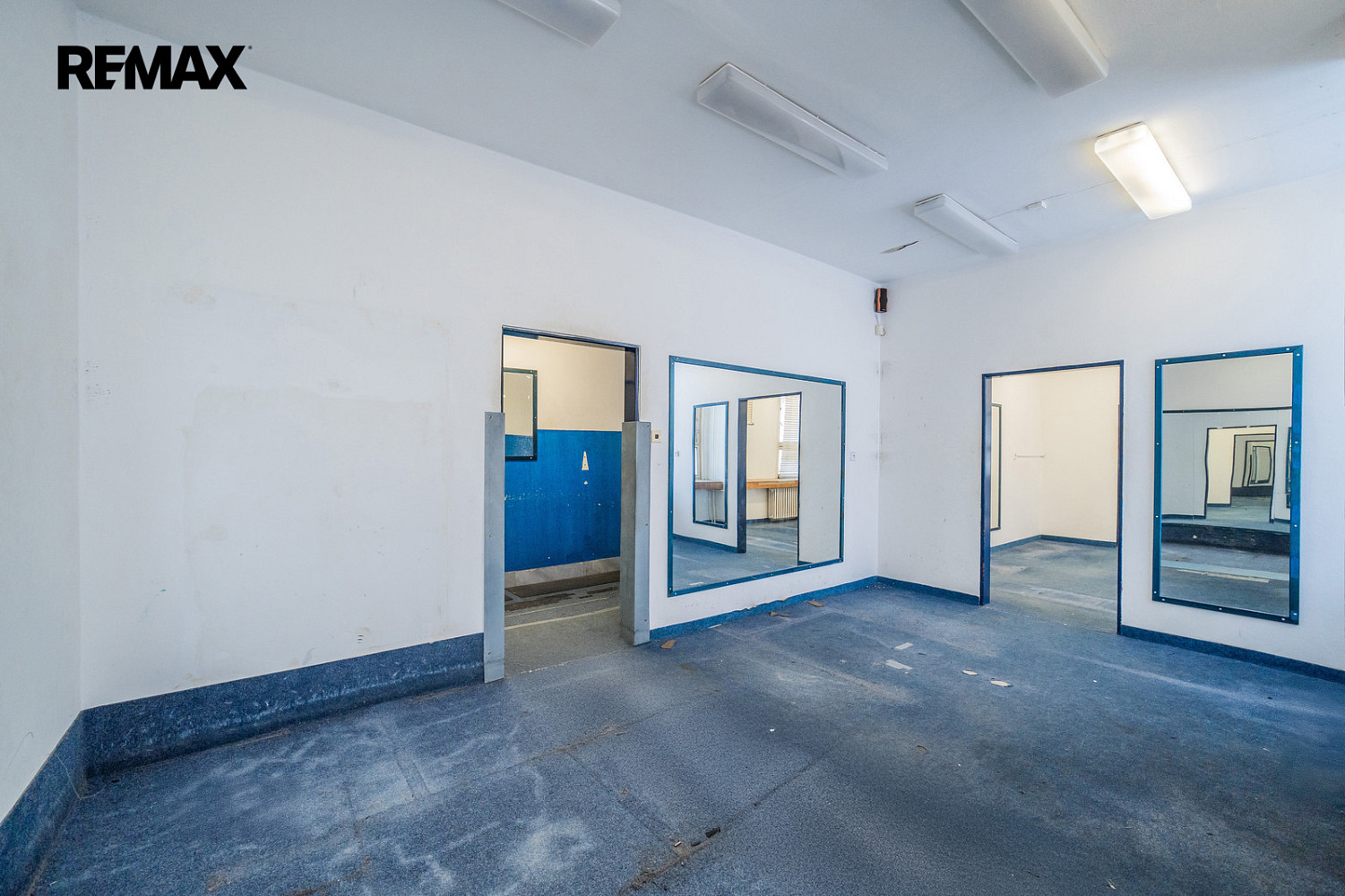 Pronájem komerčního objektu (jiného typu) 500 m² – fotografie 3
