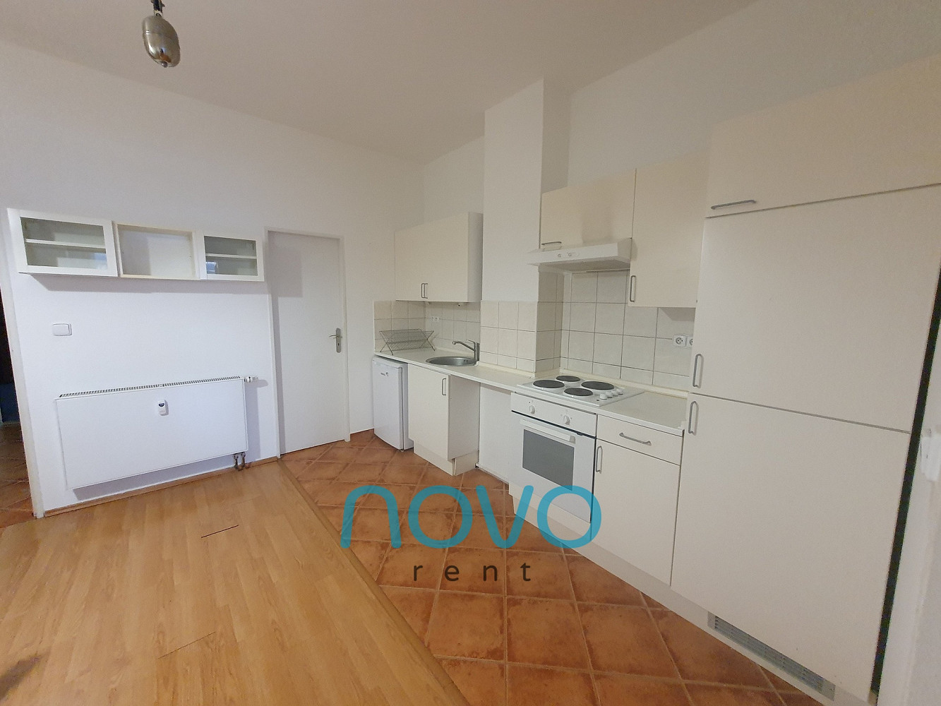 Pronájem bytu 1+1 43 m² – fotografie 3