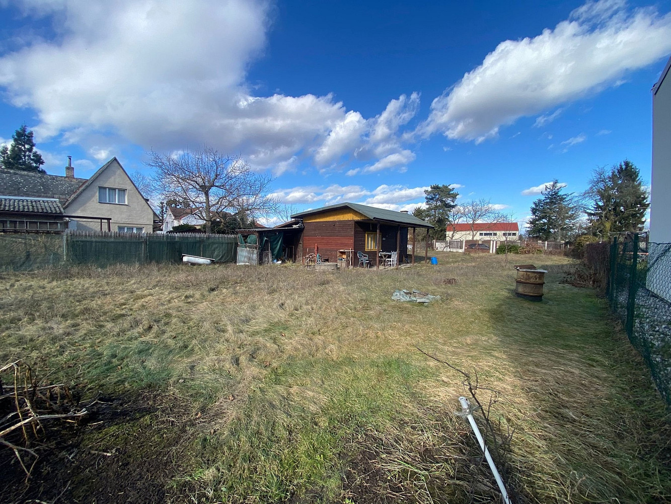 Prodej stavebního pozemku 701 m² — photo 2
