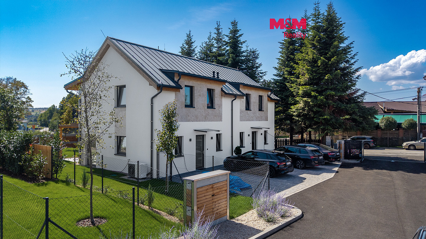 Prodej domu 118 m² s pozemkem 324 m²