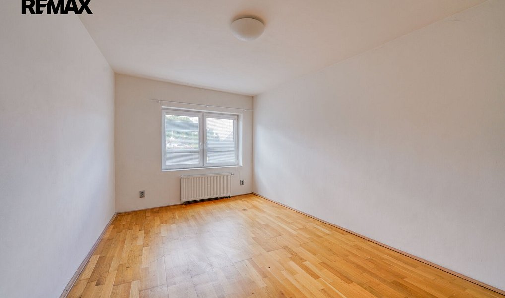 Prodej domu 323 m² s pozemkem 1 638 m², Bochov – náhled fotky 18