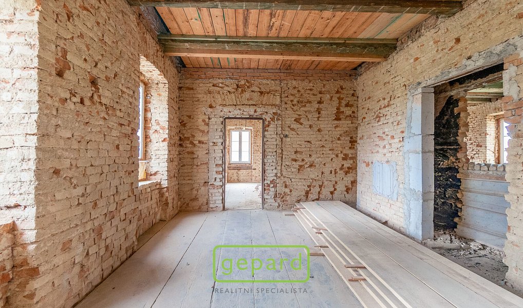 Prodej domu 388 m² s pozemkem 3 321 m², Kanina – náhled fotky 26