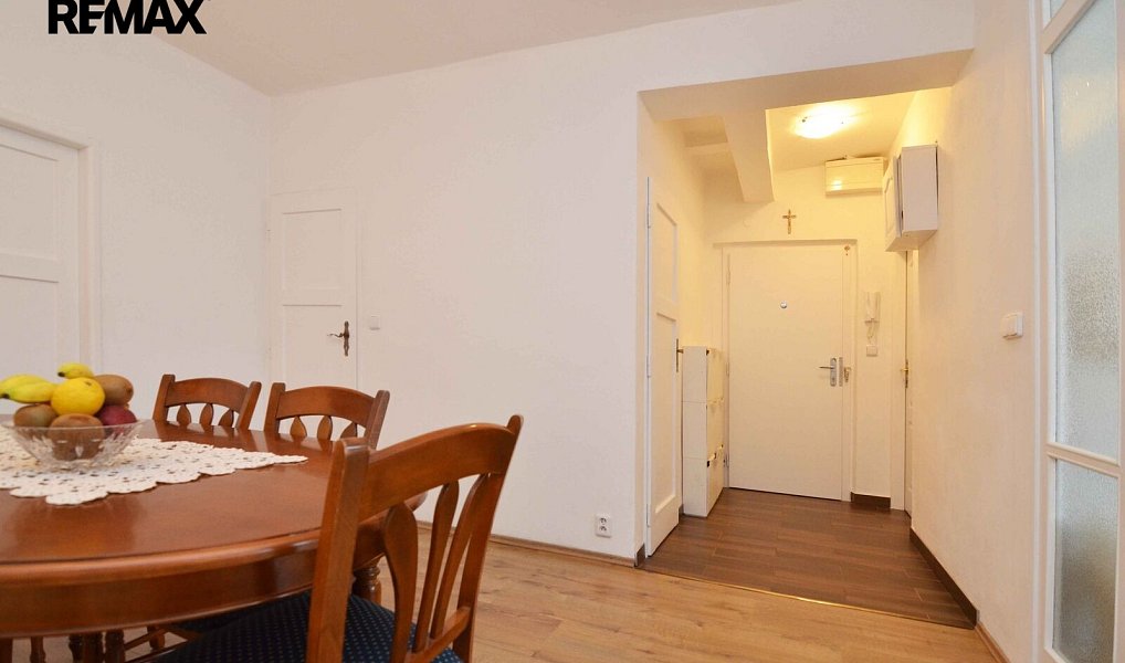 Prodej bytu 2+1 70 m², Praha – náhled fotky 10