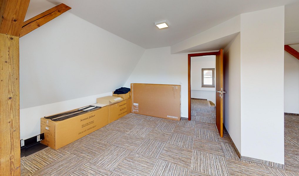 Prodej domu 270 m² s pozemkem 938 m², Karlovy Vary – náhled fotky 28