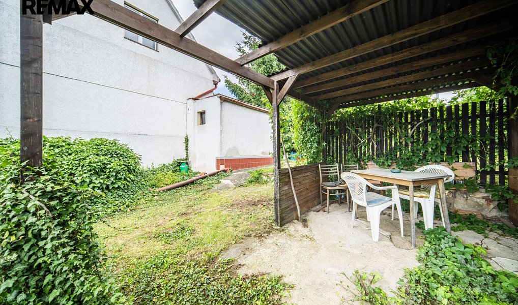 Prodej stavebního pozemku 705 m², Praha – náhled fotky 15
