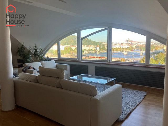 Pronájem bytu 5+kk 250 m² – fotografie 5