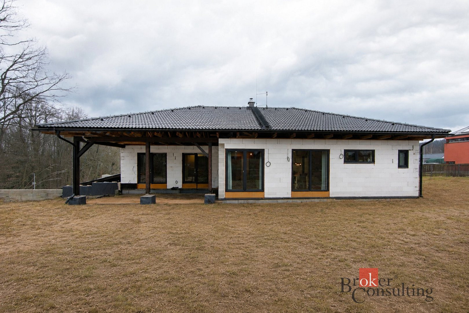 Prodej domu 196 m² s pozemkem 876 m²