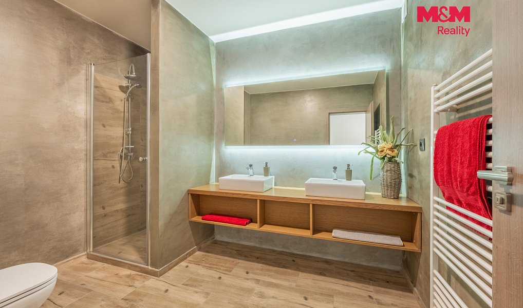 Prodej kanceláře 174 m², Slaný – náhled fotky 9