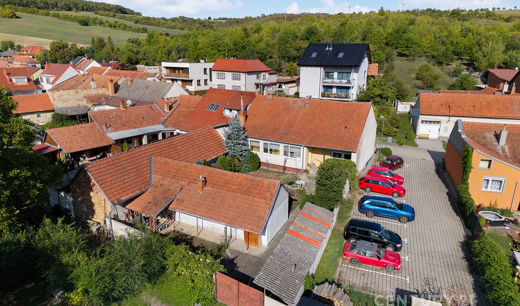 Prodej domu 165 m² s pozemkem 923 m², Uhřice – náhled fotky 16