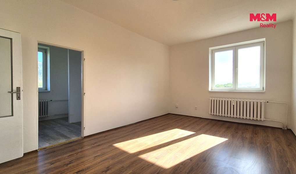 Prodej bytu 1+1 50 m², Obrnice – náhled fotky 2