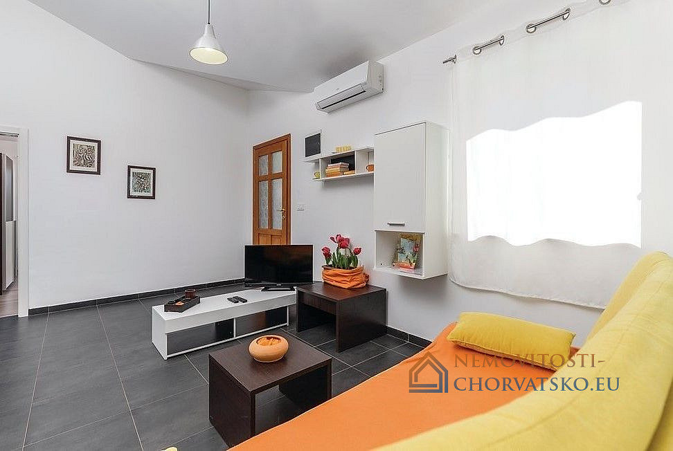 Prodej domu 531 m² s pozemkem 1 250 m² - View 5