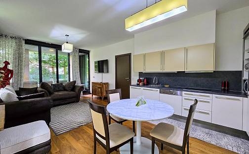 Pronájem bytu 2+kk 72 m², K sídlišti, Praha 4 - Nusle