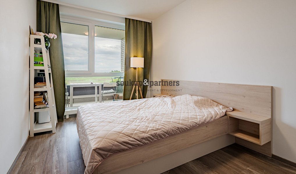 Prodej bytu 2+kk 56 m², Praha – náhled fotky 2