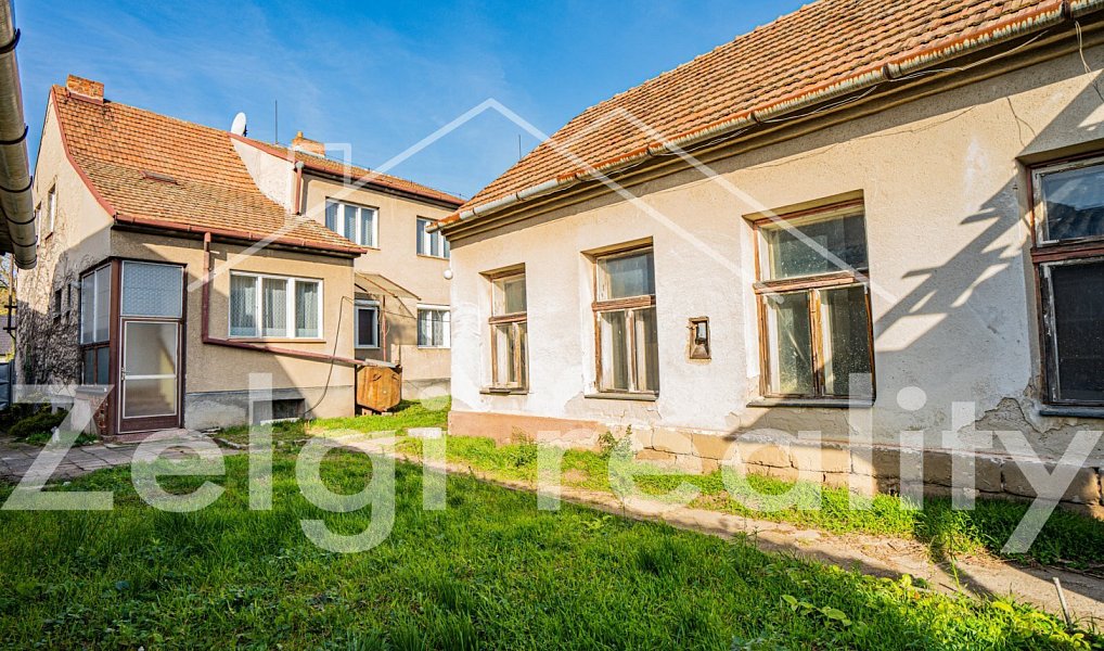 Prodej domu 530 m² s pozemkem 656 m², Ratíškovice – náhled fotky 2