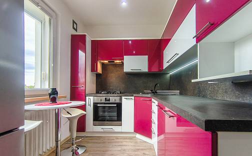 Pronájem bytu 2+1 56 m², U Prodejny, Ostrava - Hrabůvka