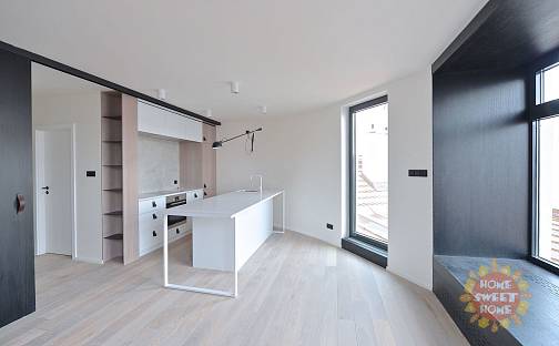 Pronájem bytu 2+kk 60 m², náměstí Jiřího z Poděbrad, Praha 3 - Vinohrady