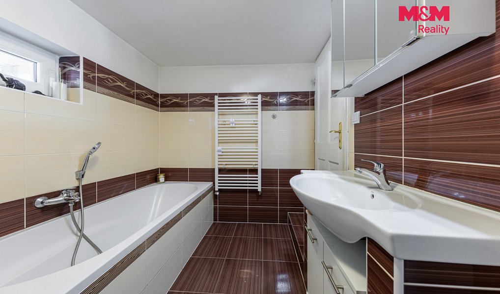 Prodej nájemního domu, činžáku 100 m², Karlovy Vary – náhled fotky 14