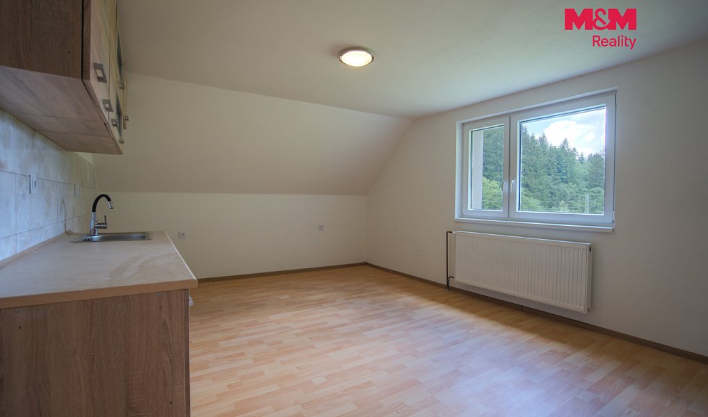 Prodej domu 180 m² s pozemkem 5 082 m², Hutisko-Solanec – náhled fotky 6