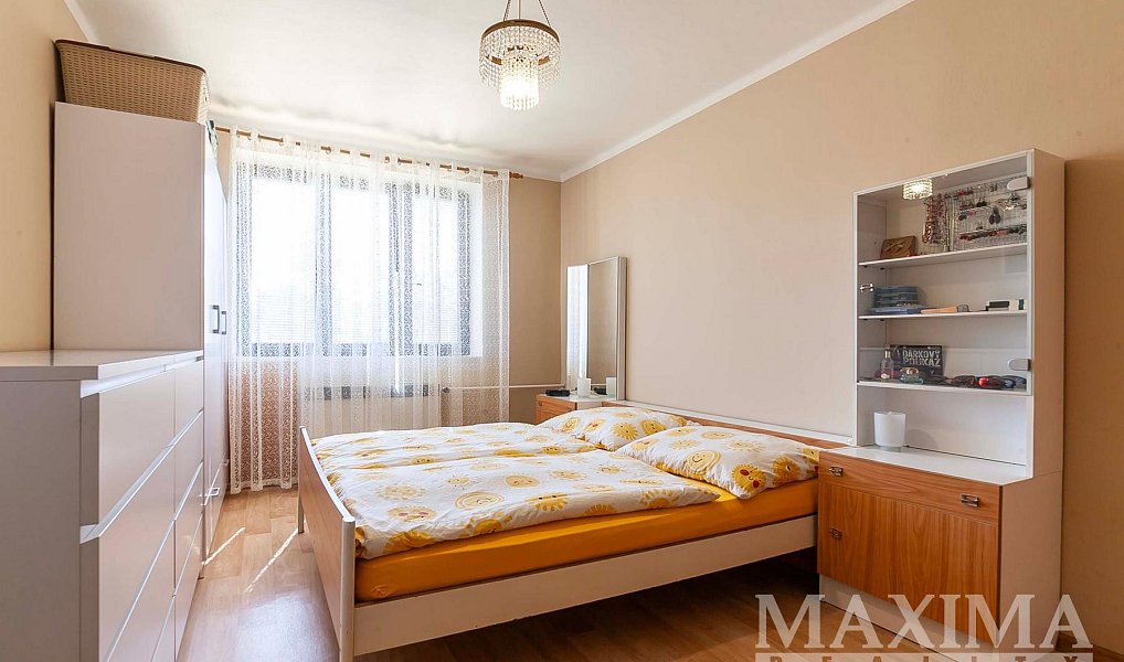 Prodej domu 340 m² s pozemkem 4 800 m², Bečváry – náhled fotky 10