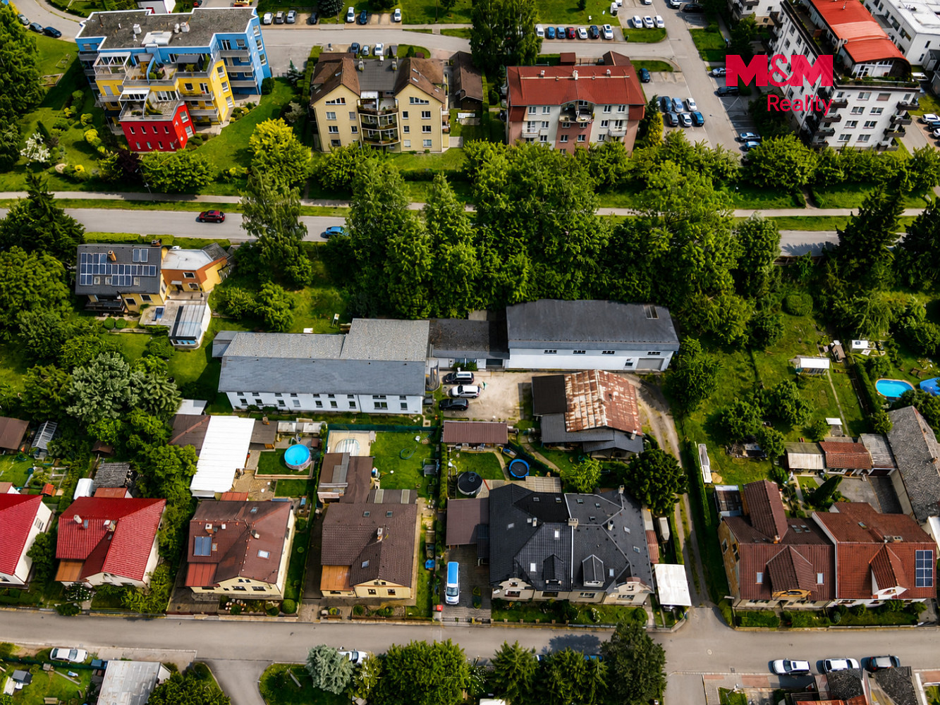 Prodej obchodních prostor 1 200 m² – fotografie 2