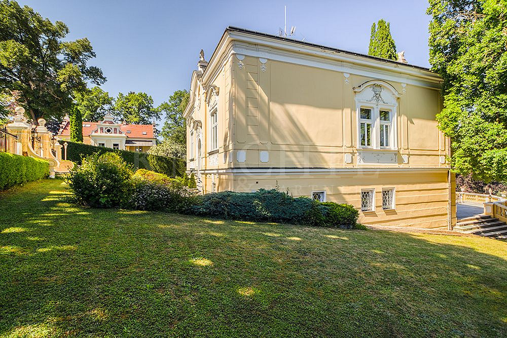 Prodej domu 609 m² s pozemkem 6 235 m² – fotografie 3