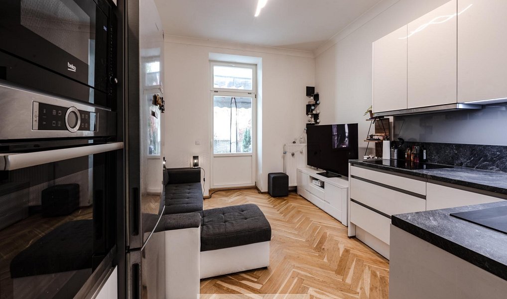 Prodej bytu 2+kk 41 m², Praha – náhled fotky 8