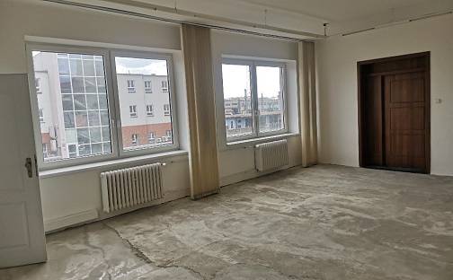 Pronájem kanceláře 40 m², Pardubice - Zelené Předměstí