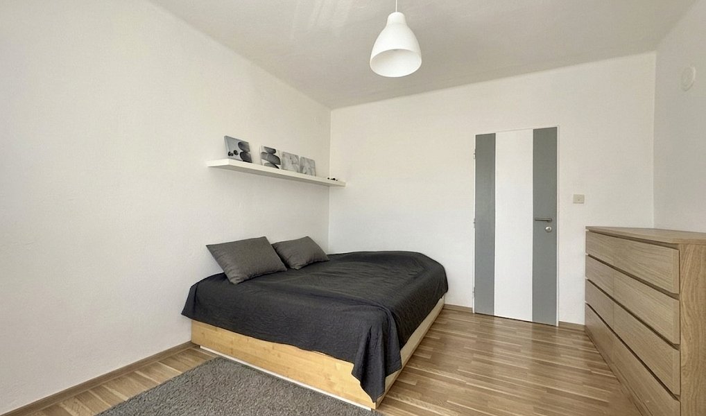 Prodej bytu 4+kk 72 m², Dubno – náhled fotky 8