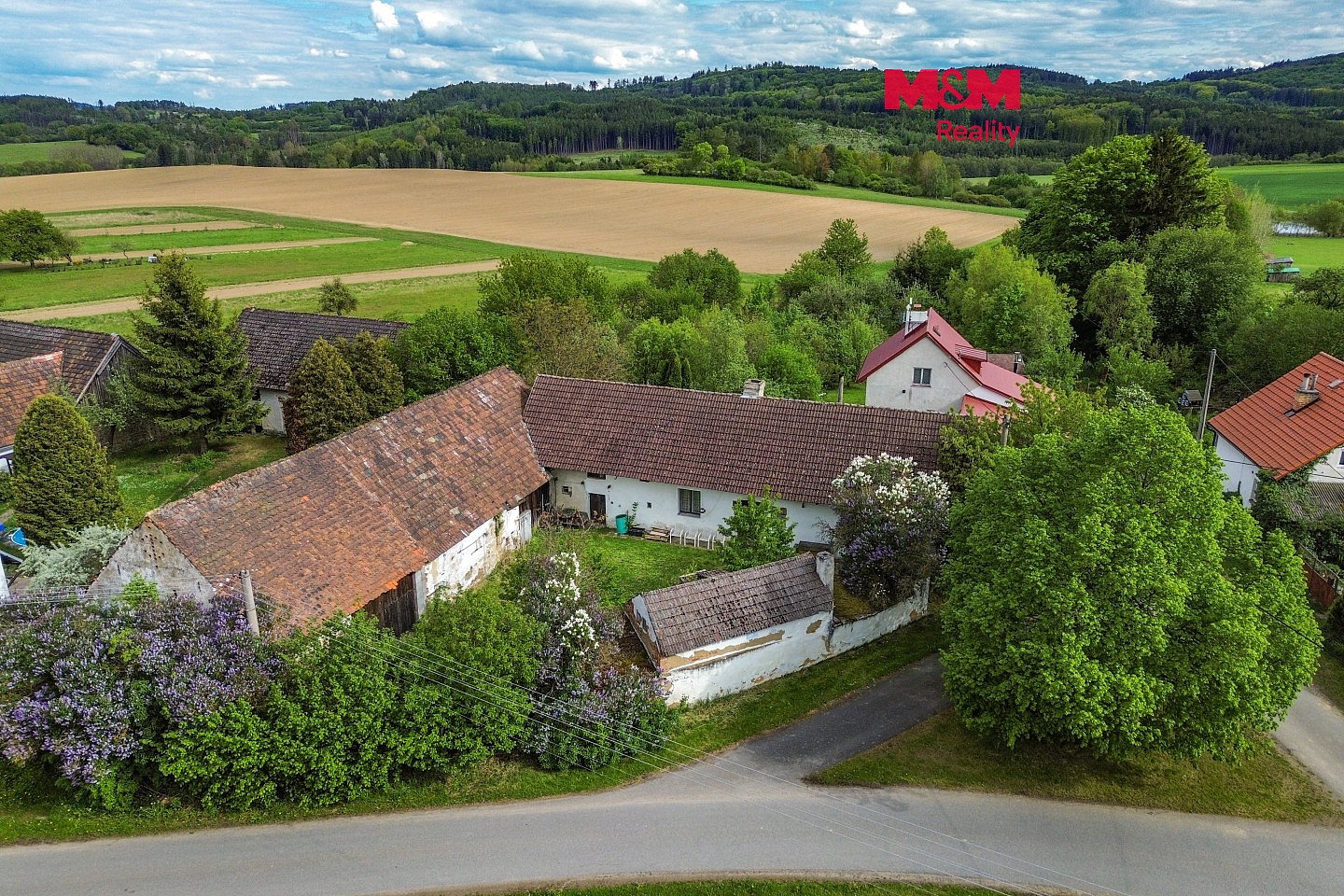 Prodej domu 138 m² s pozemkem 2 450 m²