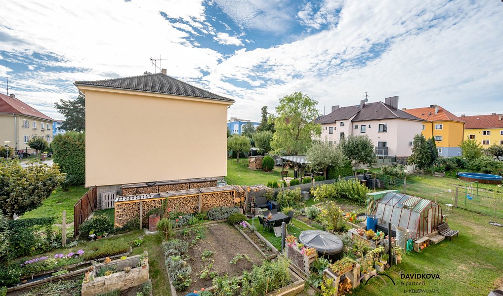 Prodej bytu 2+1 72 m², Velešín – náhled fotky 27
