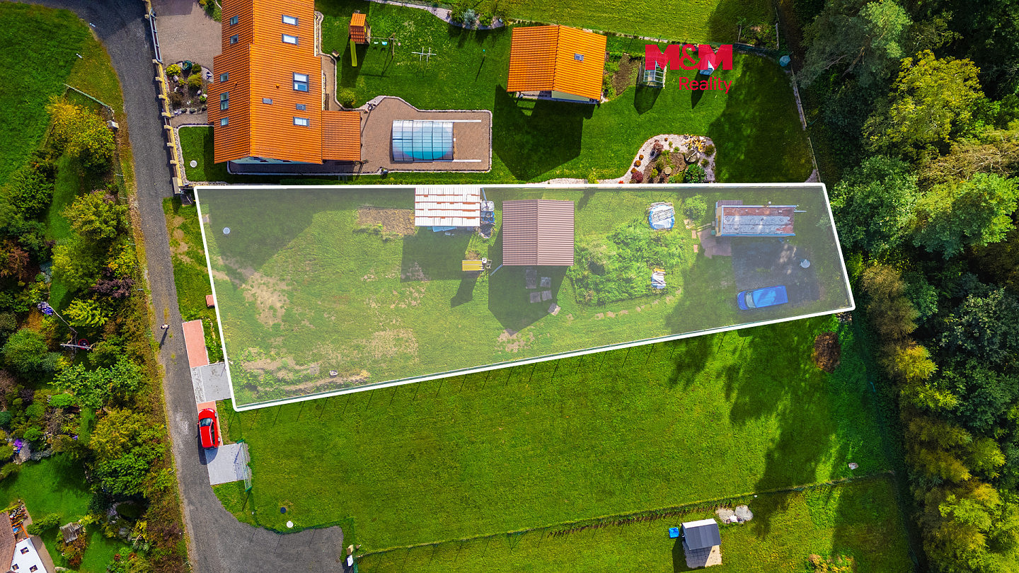 Prodej stavebního pozemku 1 219 m²