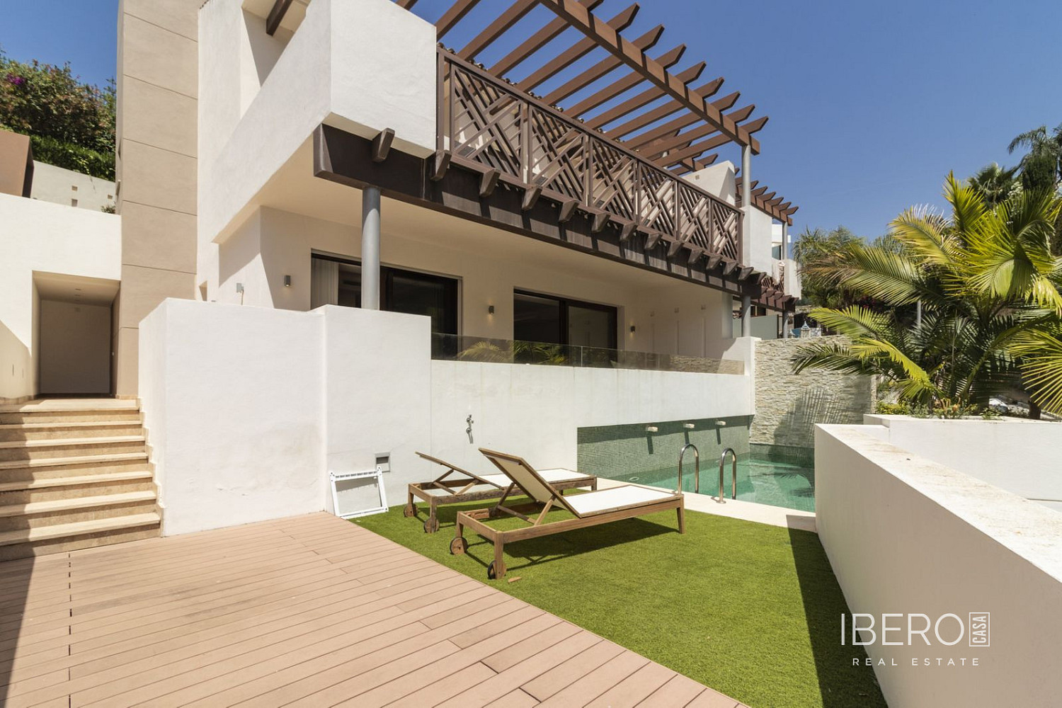 Prodej domu 420 m² s pozemkem 465 m²
