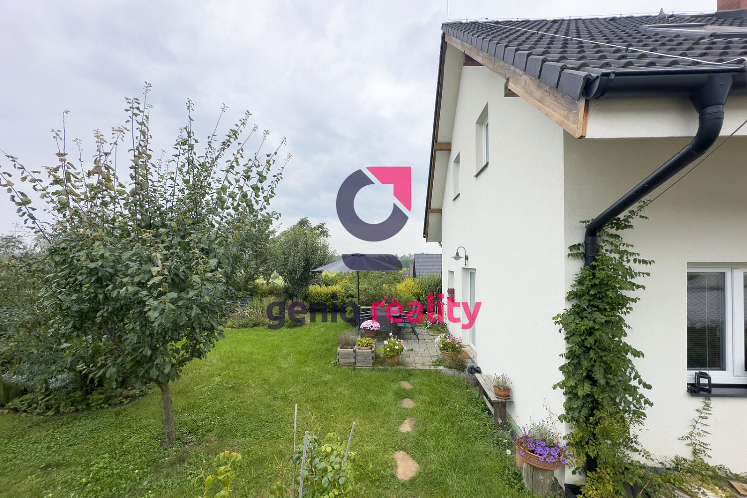 Prodej domu 158 m² s pozemkem 475 m² – fotografie 2